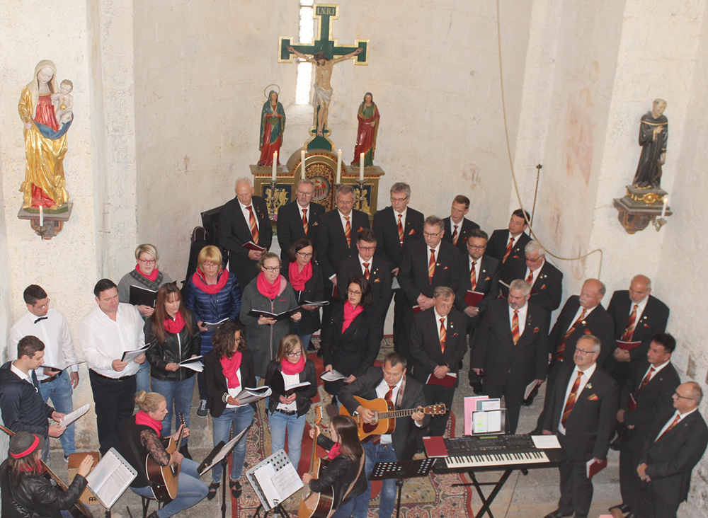 MGV Mariensingen mit dem Chor HoamaTakt  in Schönfeld