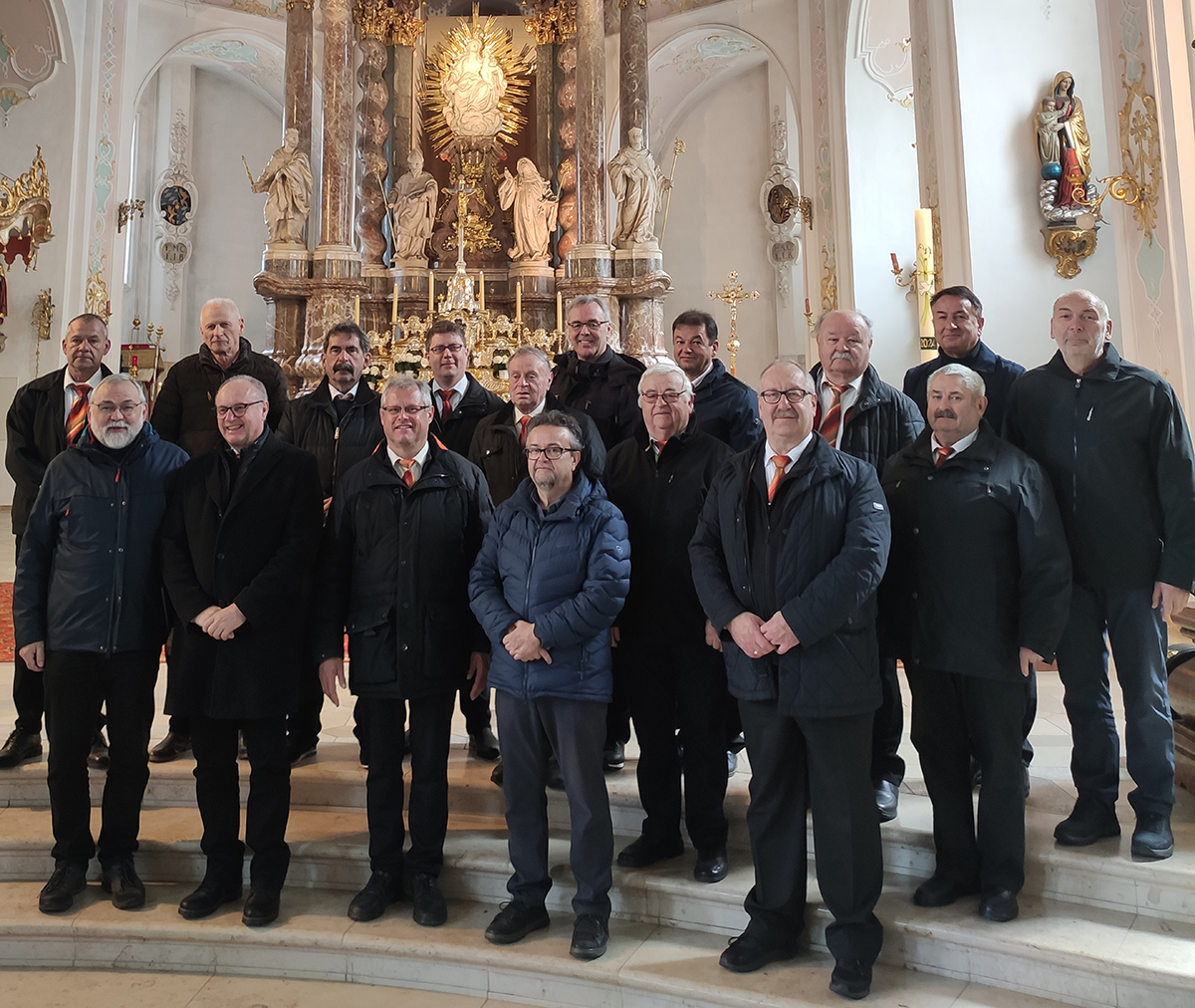 MGV besucht Pfarrer Martin Neidl in Deggendorf