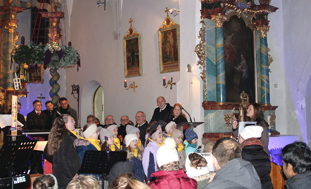 MGV Wald - Adventkonzert 75 Jahre MGV Wald in der Pfarrkirche