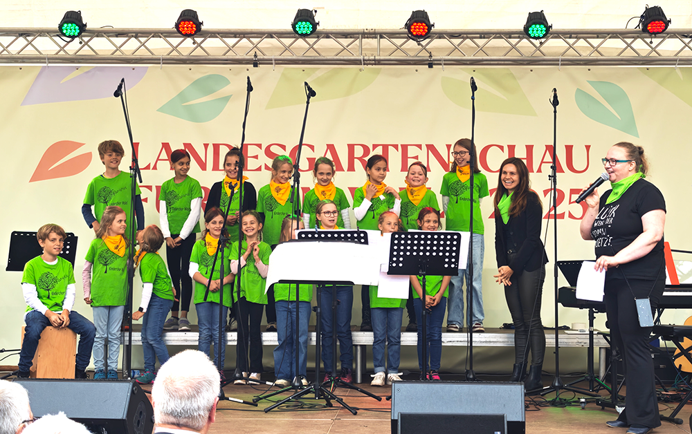  Kinderchor Wald